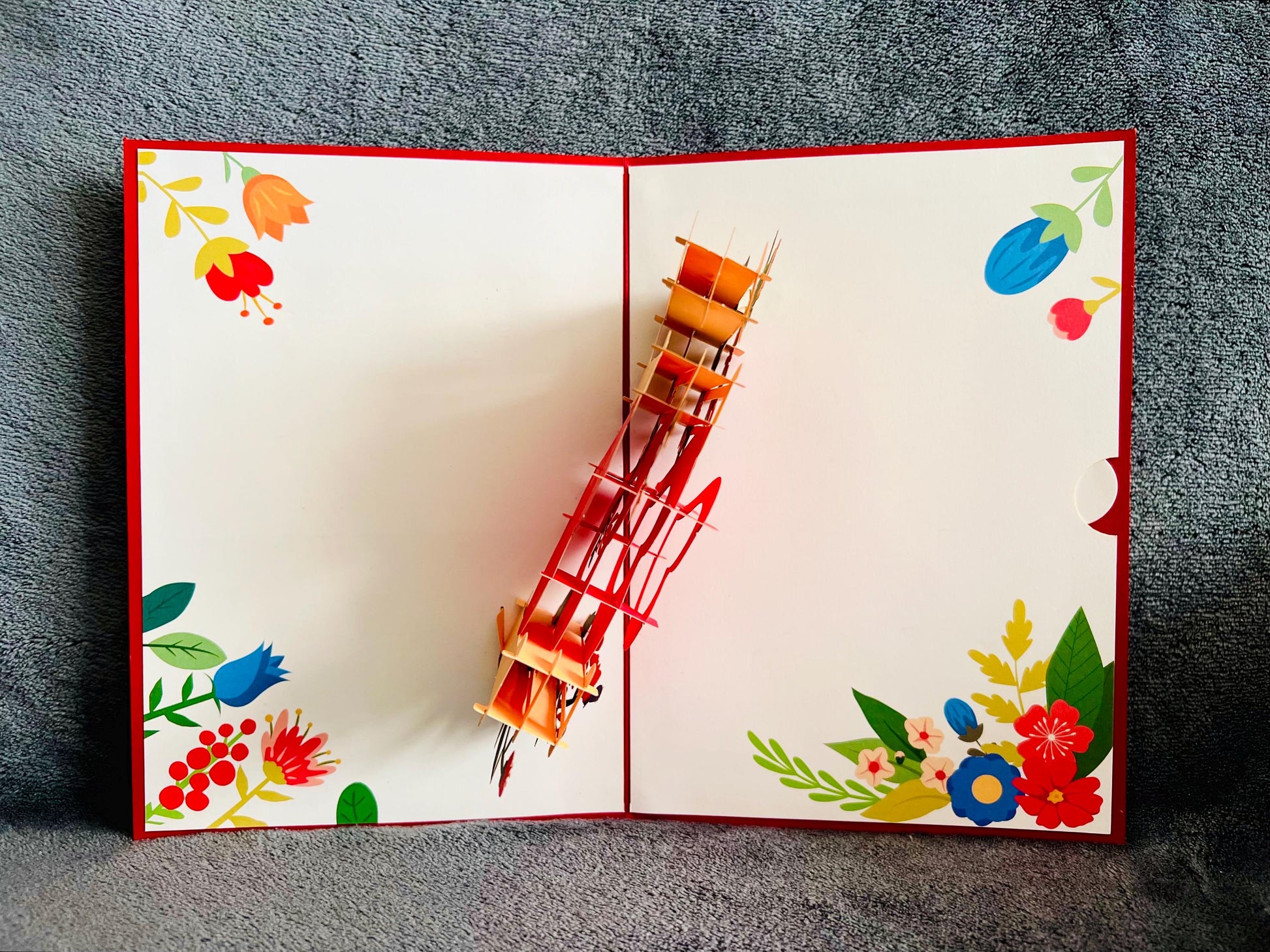 Gold Hearts I Love You 3D Pop Up Card - Perfect for Anniversaries, Valentine's Day, and Special Occasions